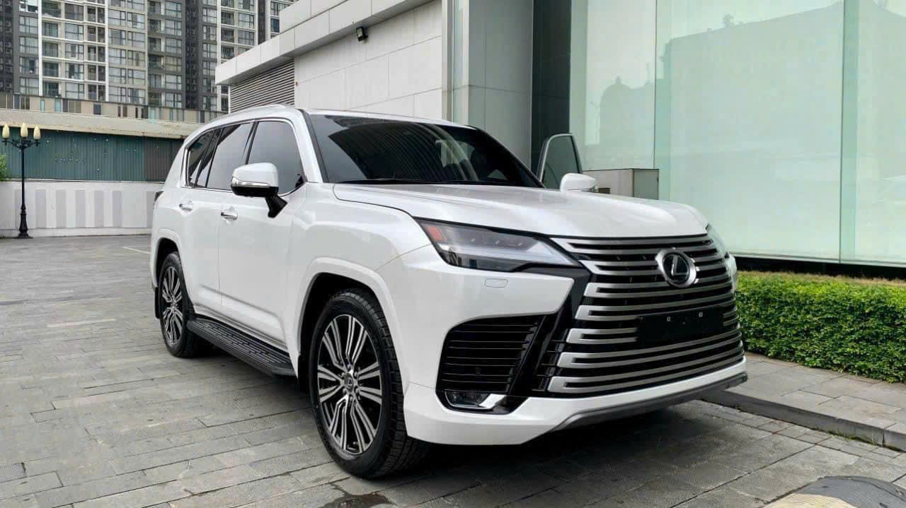 z5749667068102 34adc0074477a4f280ea631570dea7b6 Lexus LX600 Urban