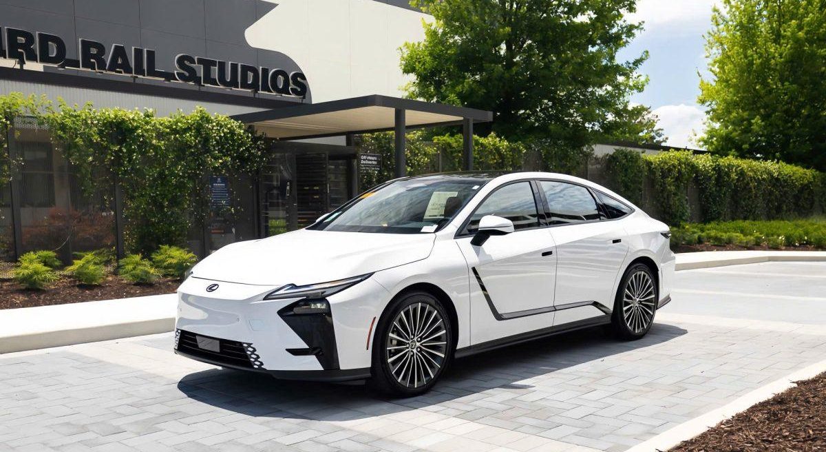 Lexus ES 350h 2026