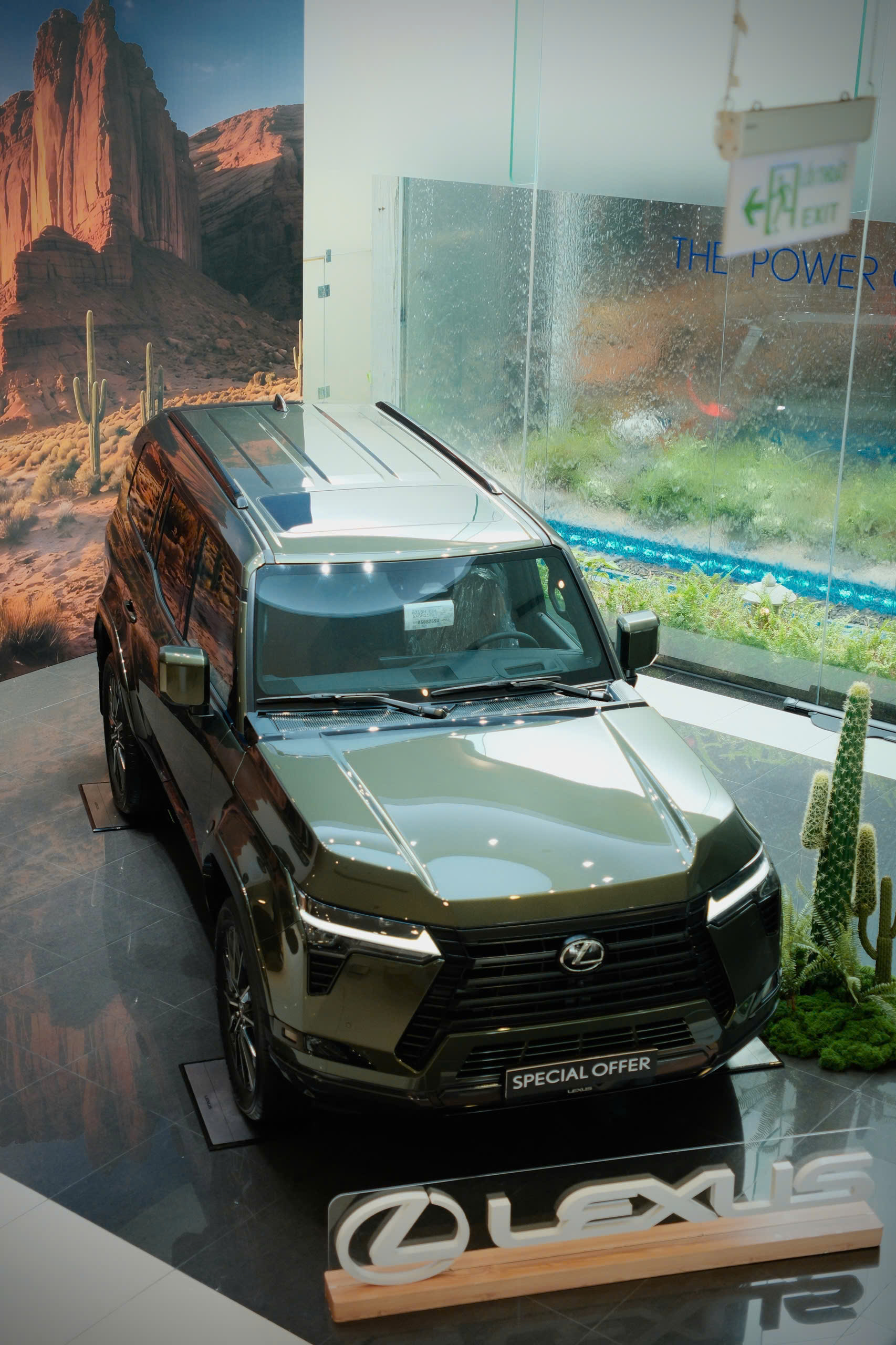 Lexus GX 550 2026 đi gia đình