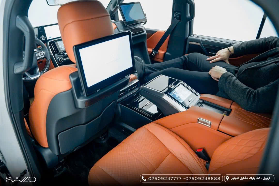 Hàng ghế sau Lexus LX 600 VIP 4 chỗ