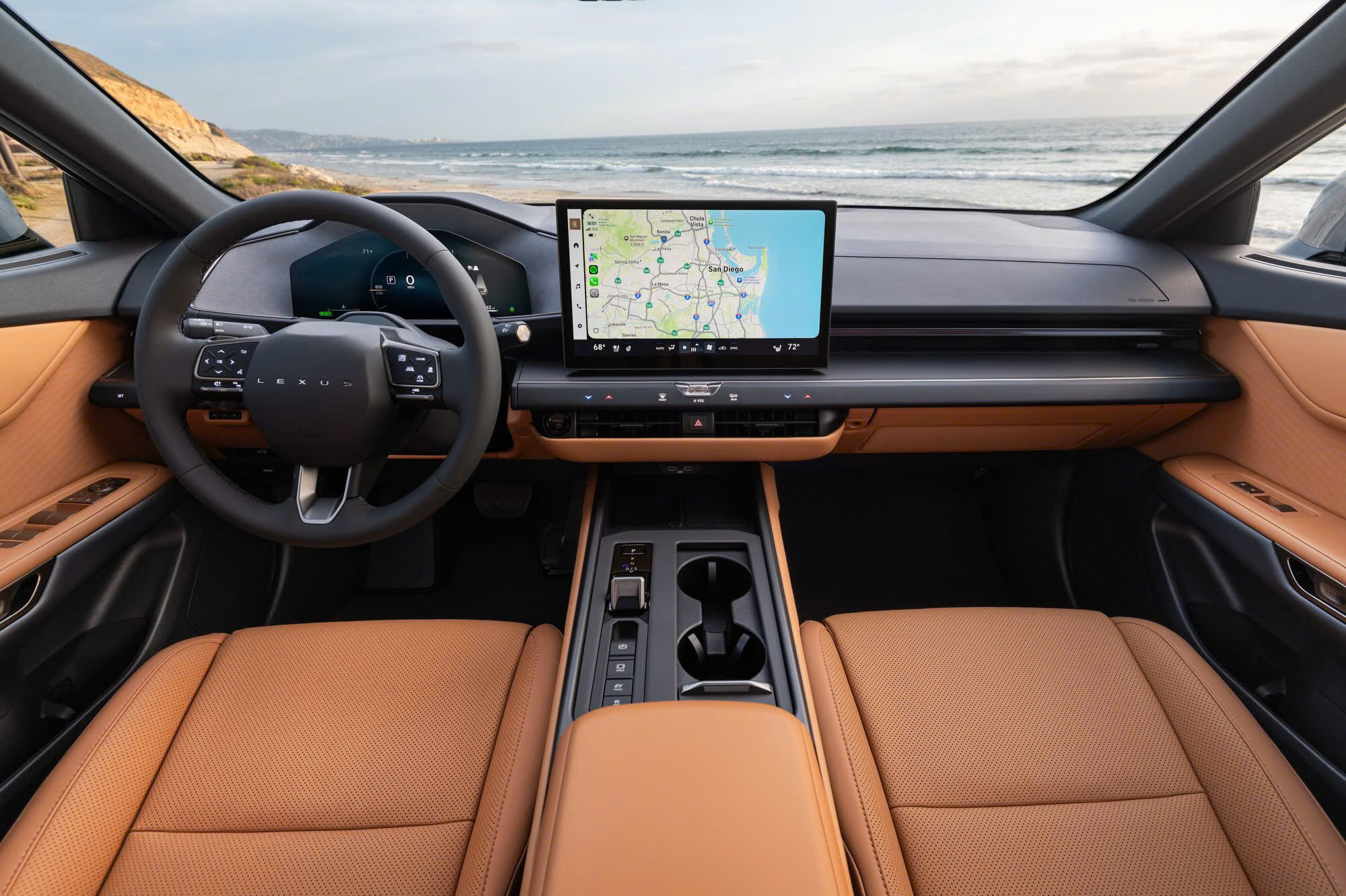 Lexus ES 500e 2026 có phù hợp đi hằng ngày - nội thất và màn hình