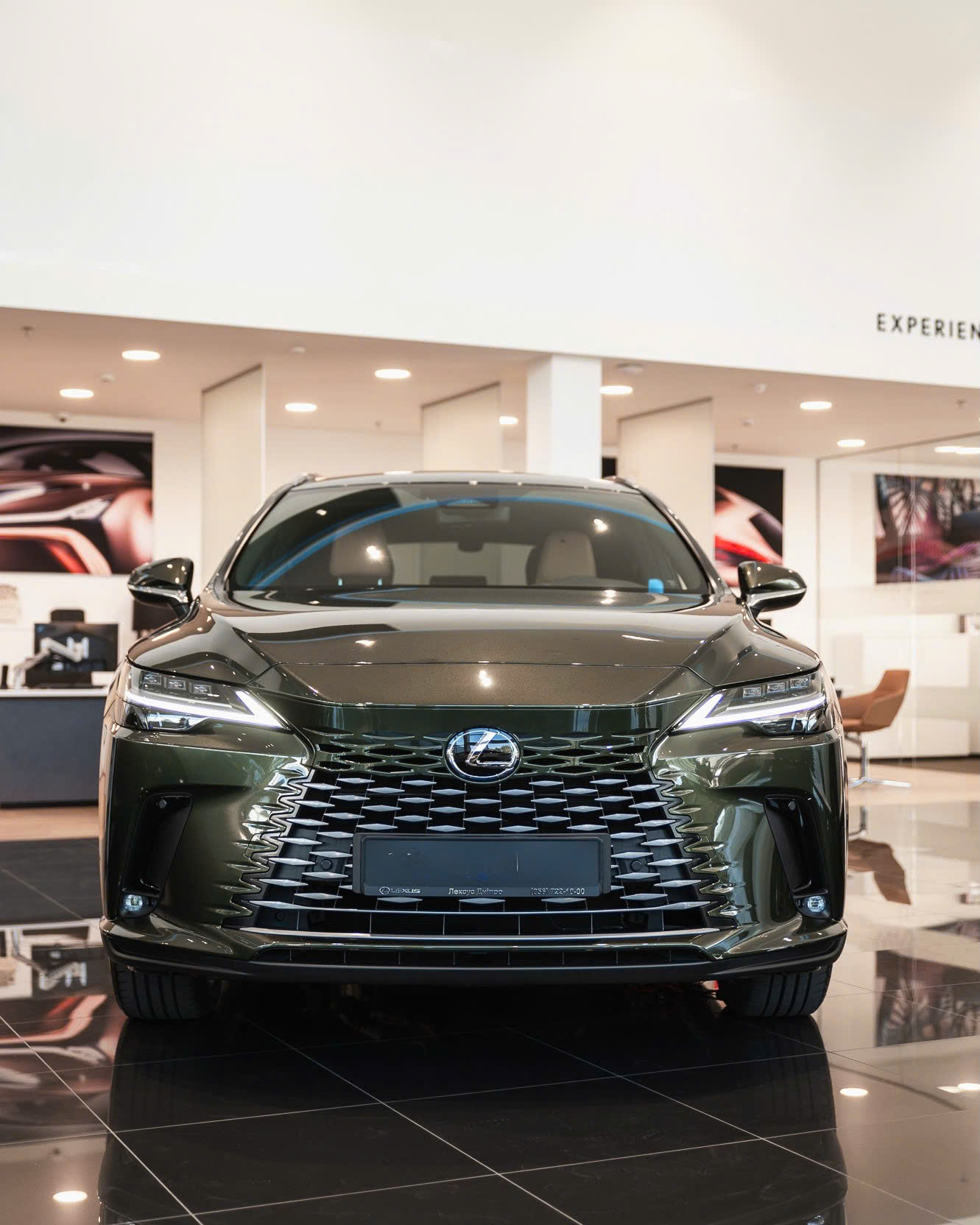 Ngoại thất Lexus RX 350h 2026