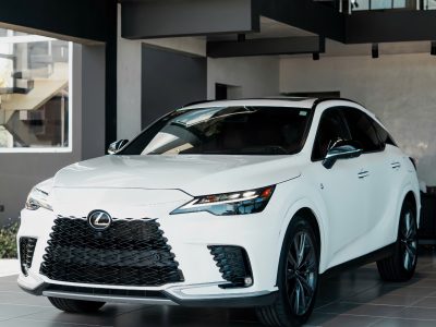 Lexus RX 500h F SPORT Performance góc 3/4 phía trước