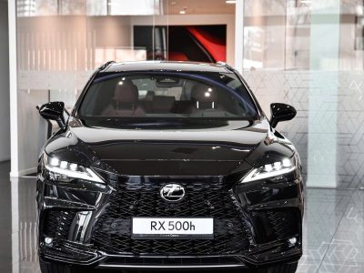 So sánh Lexus RX 350h và RX 500h 2026 tại showroom