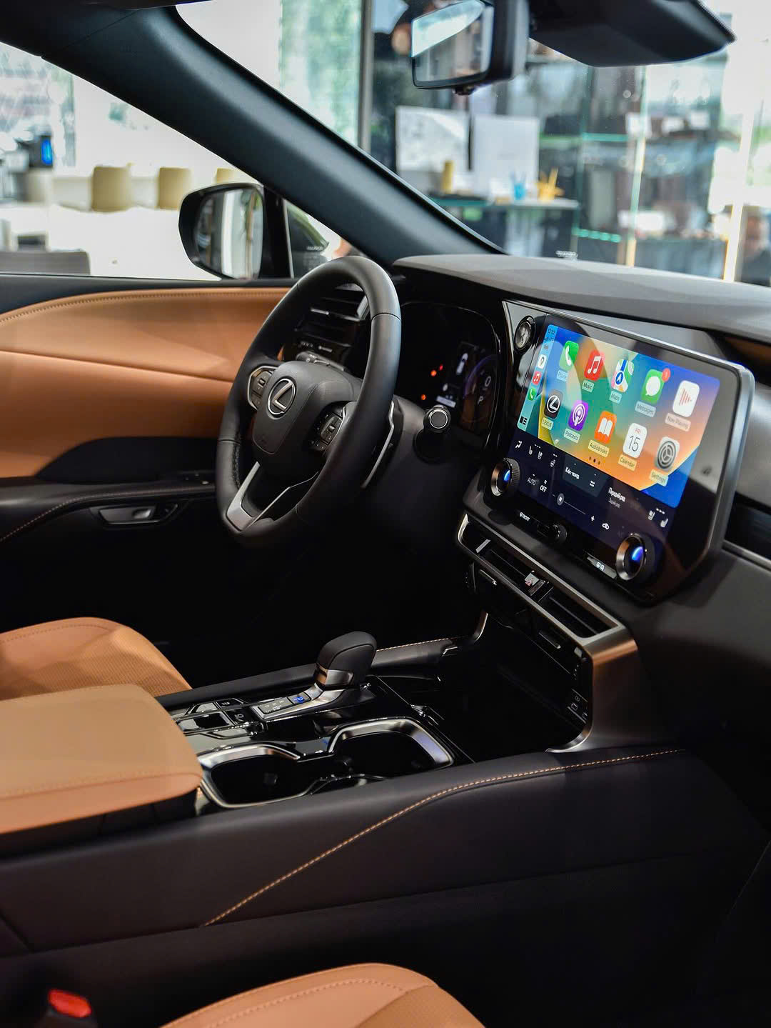 Apple CarPlay trên Lexus RX 350h Premium 2026